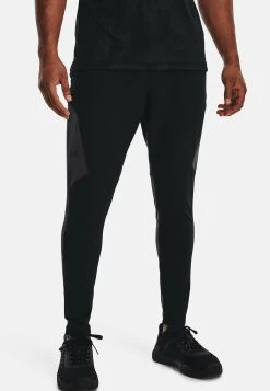 Under Armour UNSTOPPABLE - Spodnie Treningowe - Black