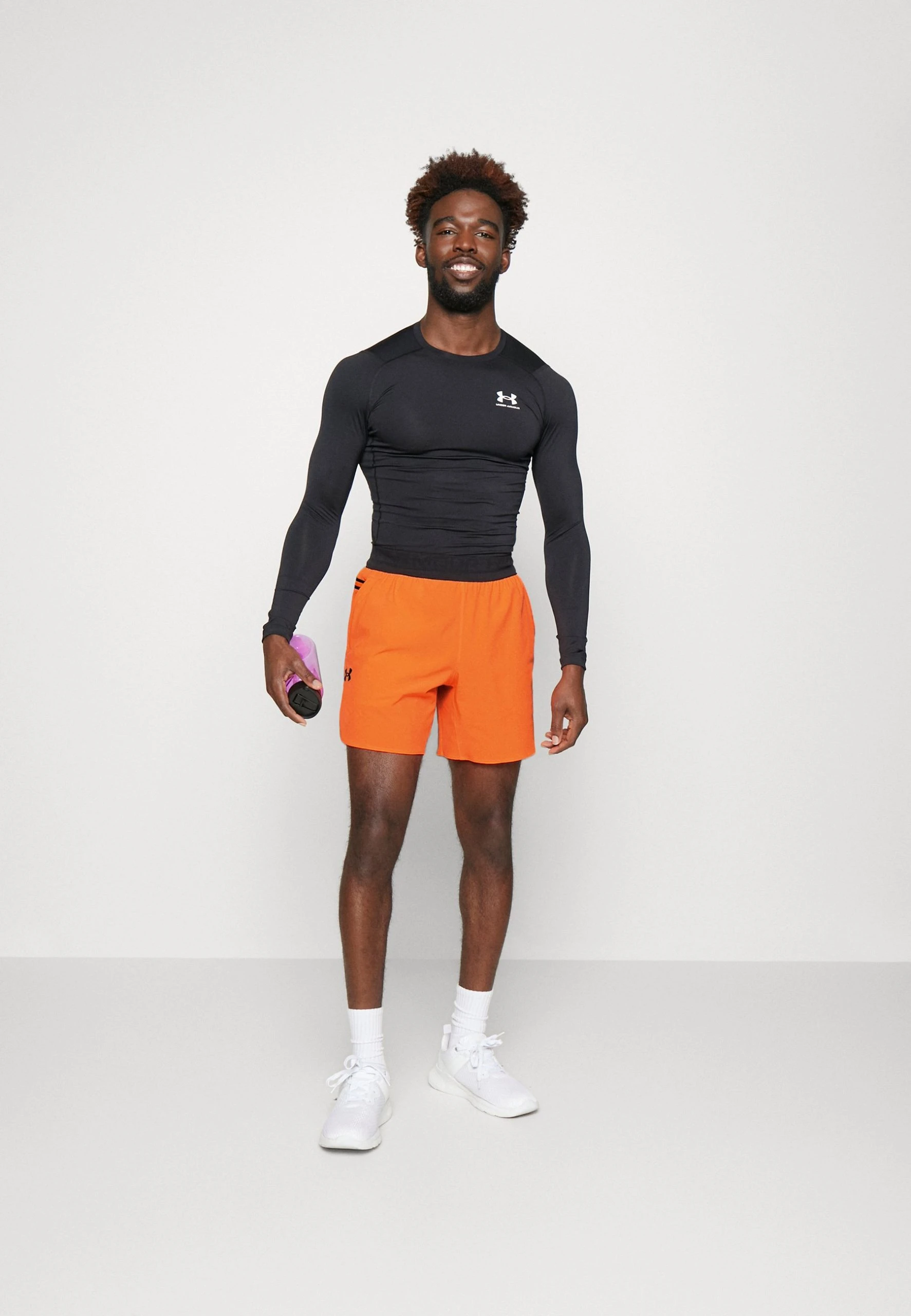 Under Armour PEAK - Krótkie Spodenki Sportowe - Orange Blast/black - obrazek 2