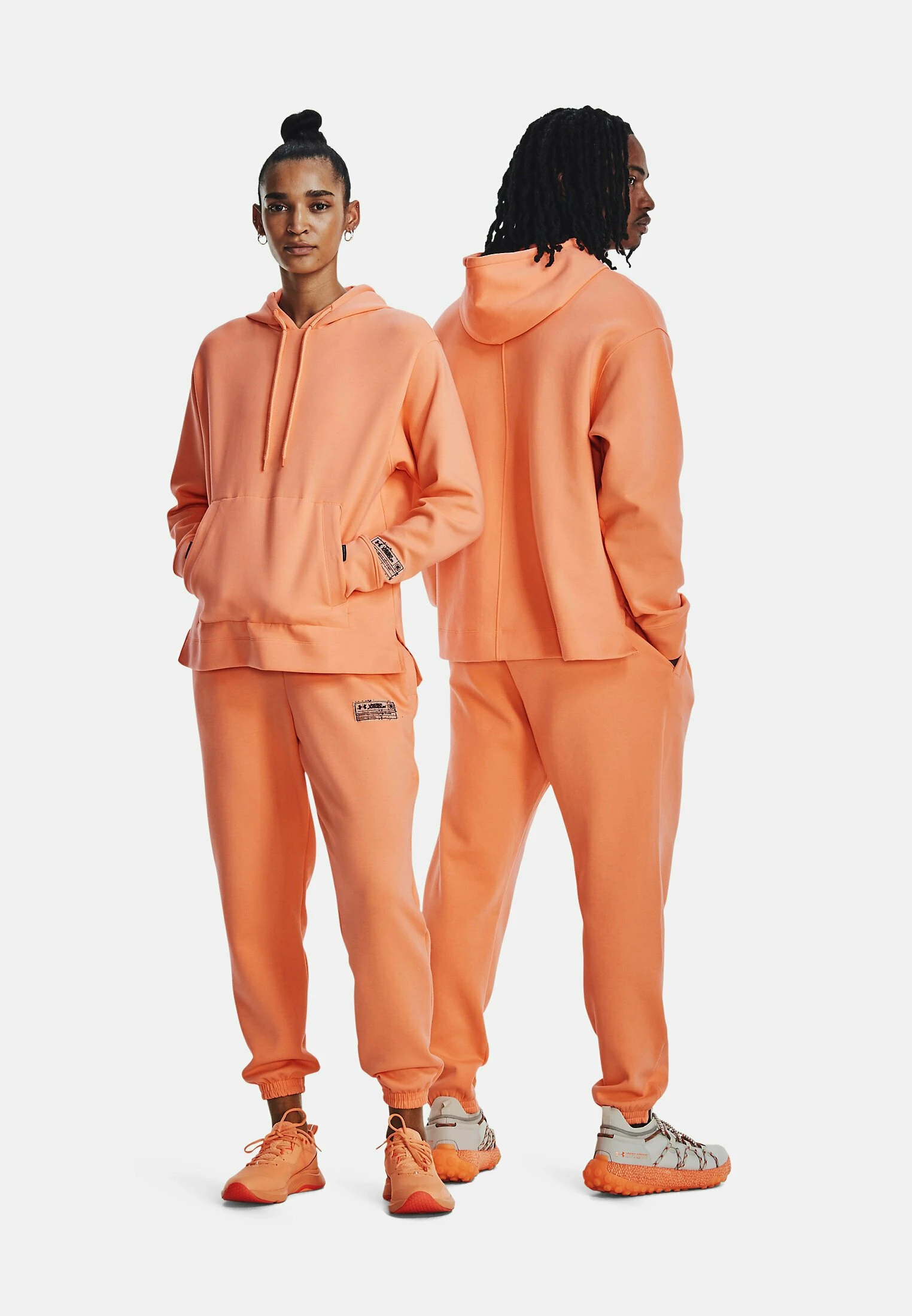 Under Armour UA SUMMIT - Spodnie Treningowe - Mellow Orange - obrazek 2