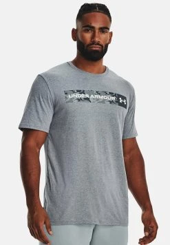 Under Armour SHORT SLEEVE CAMO CHEST STRIPE - Koszulka Sportowa - Steel Light Heather