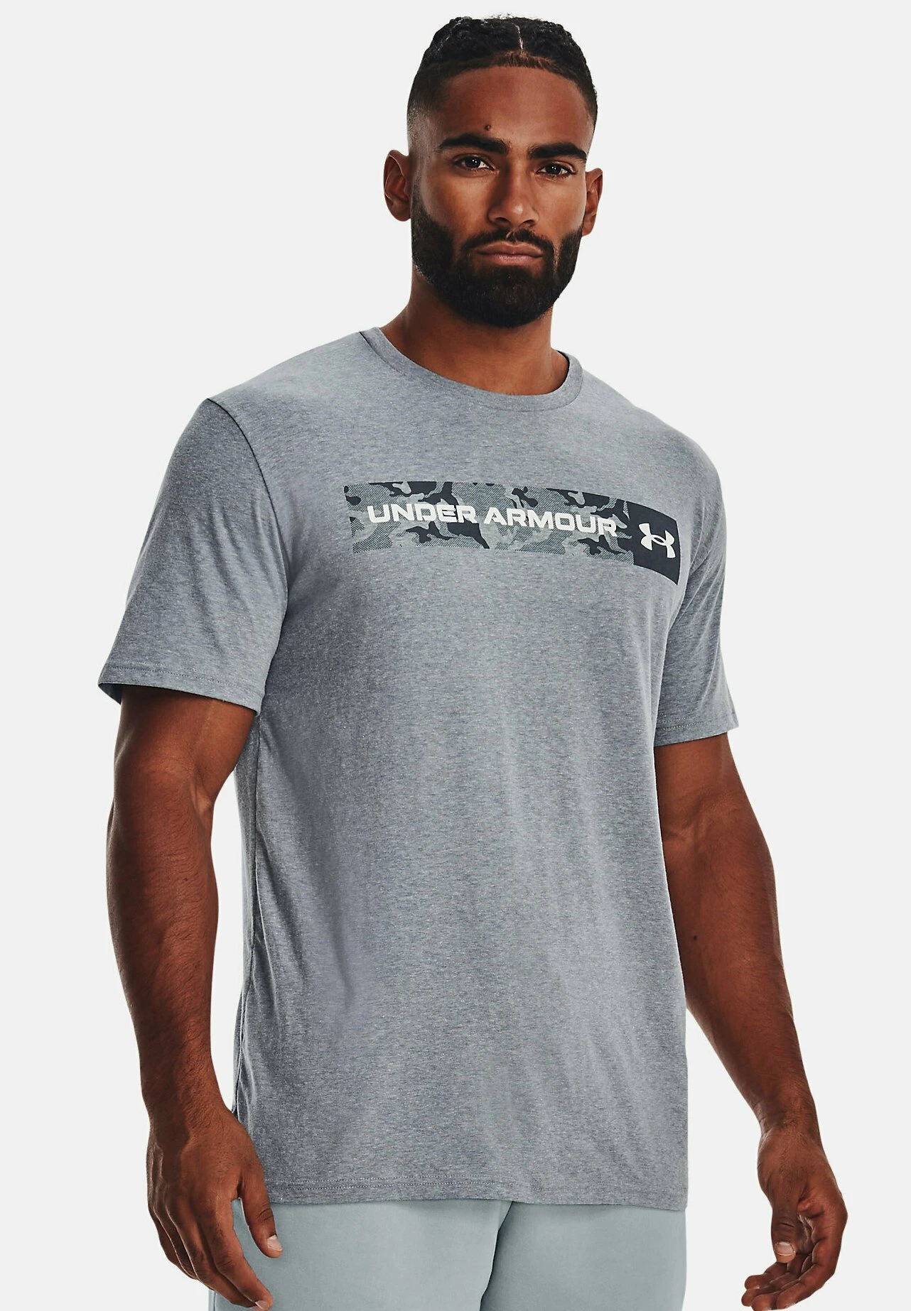Under Armour SHORT SLEEVE CAMO CHEST STRIPE - Koszulka Sportowa - Steel Light Heather