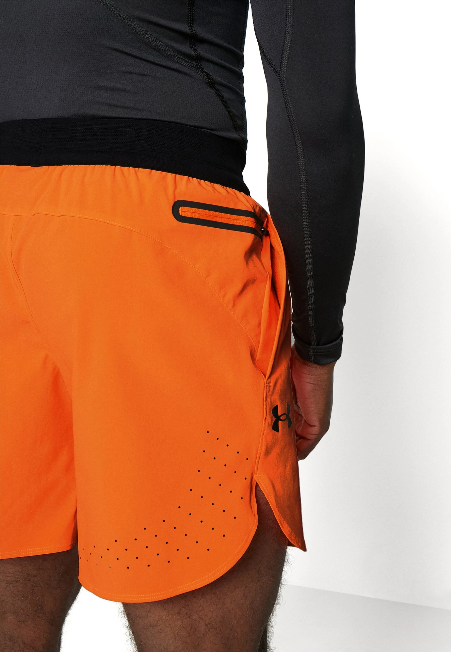 Under Armour PEAK - Krótkie Spodenki Sportowe - Orange Blast/black - obrazek 5