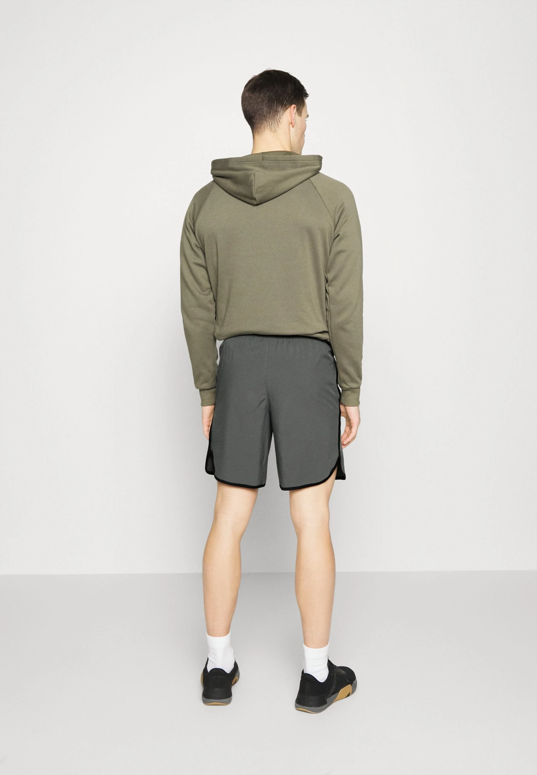 Under Armour HIIT SHORTS - Krótkie Spodenki Sportowe - Pitch Gray/black - obrazek 3