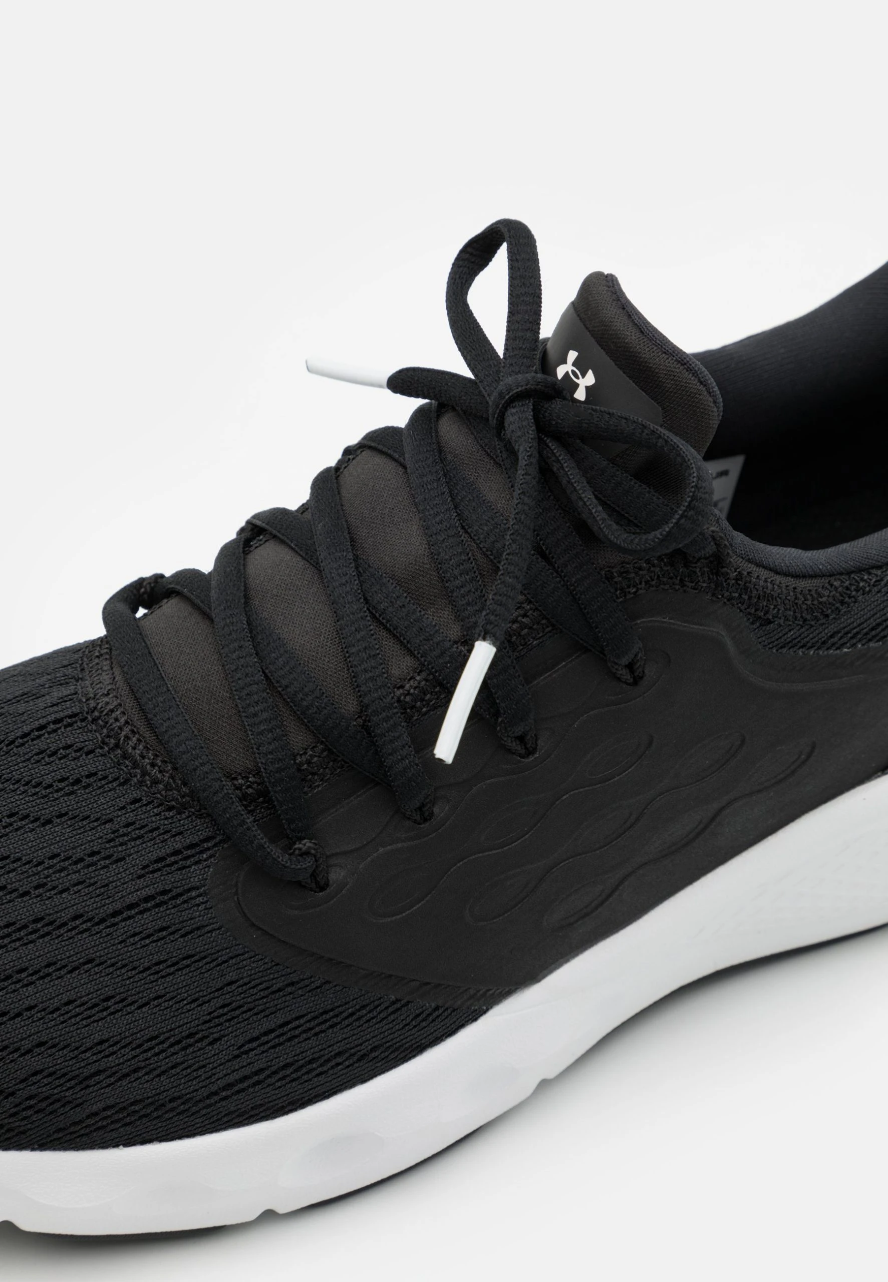Under Armour CHARGED VANTAGE - Obuwie Do Biegania Treningowe - Black - obrazek 6