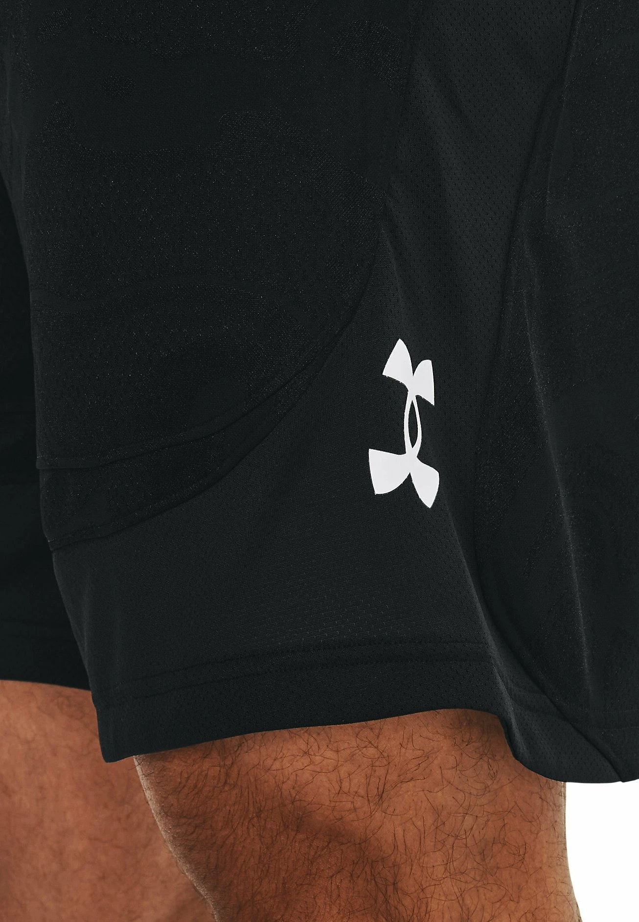 Under Armour HEATWAVE HOOPS - Krótkie Spodenki Sportowe - Black - obrazek 4